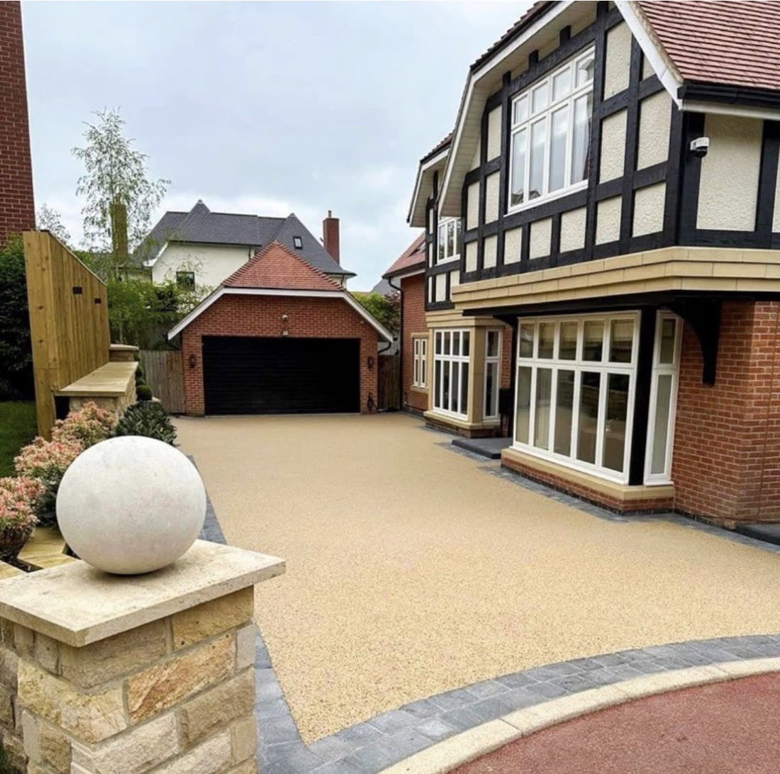 Golden resin-bound driveway